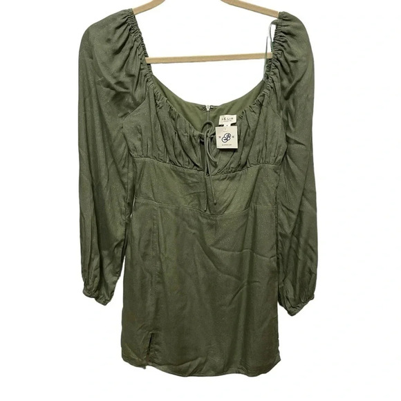 Le Lis Dress Mini Dress NWT Small - Picture 1 of 15